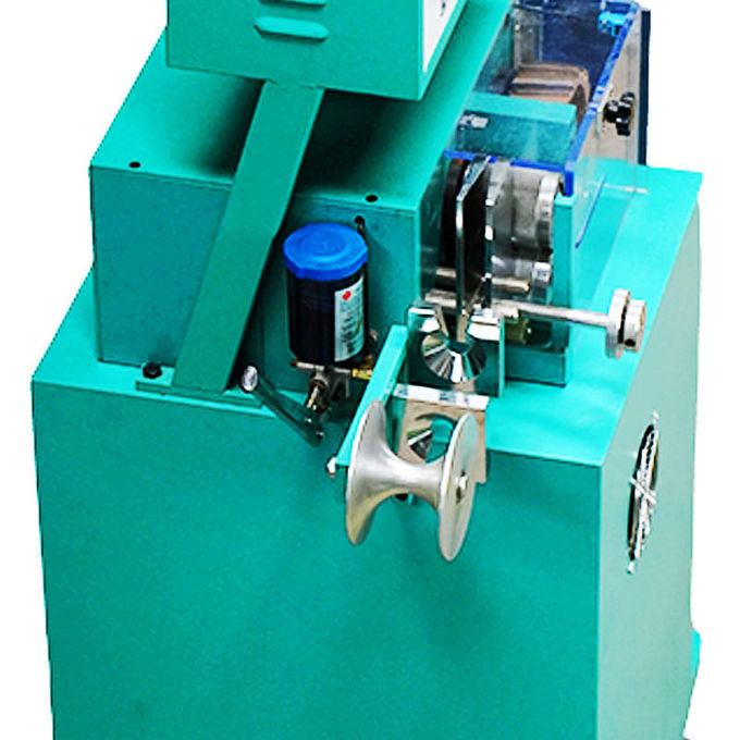 Máquina de reciclagem de garrafa de plástico de design humanizado granulador 3 kw 2